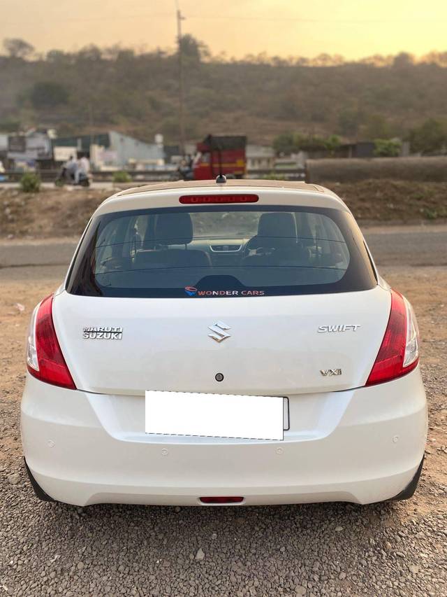 https://images10.gaadi.com/usedcar_image/4370188/original/processed_a3a3b4e405468682850f12332988e695.jpg?imwidth=6401