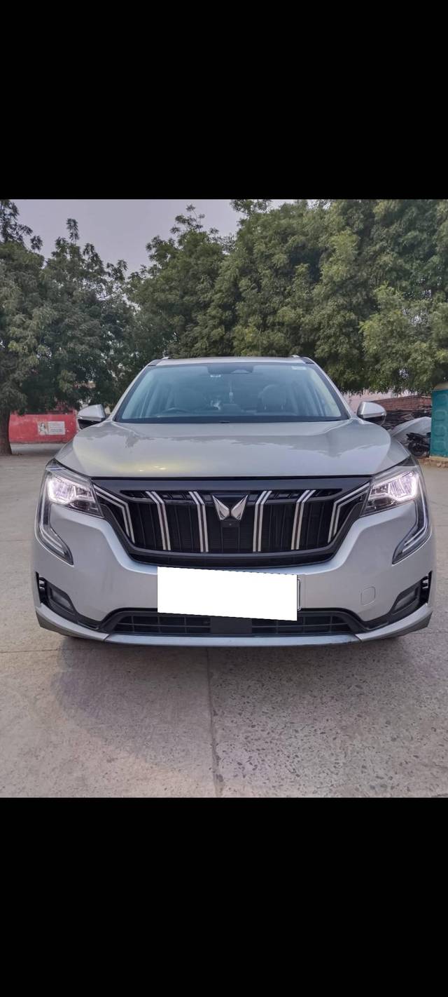 https://images10.gaadi.com/usedcar_image/4370200/original/processed_e55bf7361731f66471dcd5acc2fb0b2a.jpg?imwidth=6400