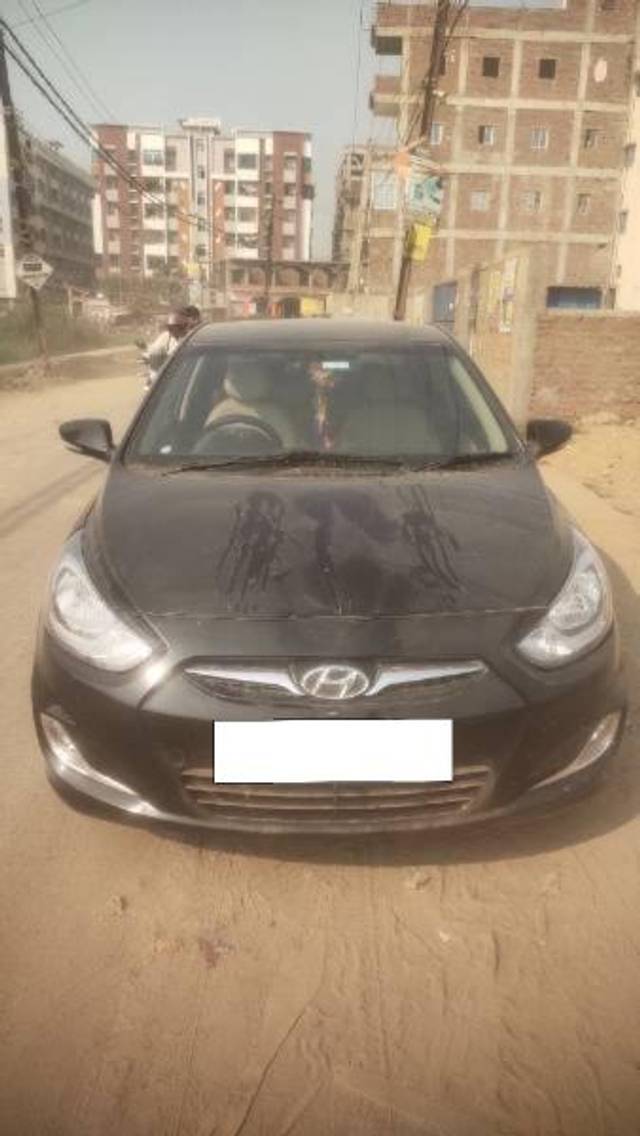 https://images10.gaadi.com/usedcar_image/4370373/original/processed_d6b2a526-5e14-48be-8aa4-838c7e385753.jpg?imwidth=6400