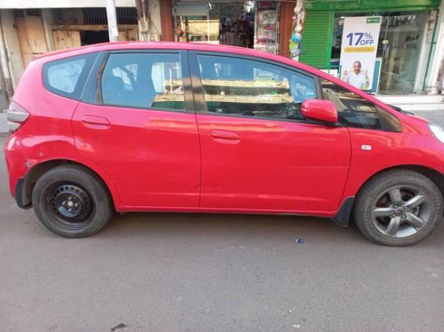 https://images10.gaadi.com/usedcar_image/4370426/original/processed_2a88abe3-03e4-4fea-925d-19f4d9007d27.jpg?imwidth=6401