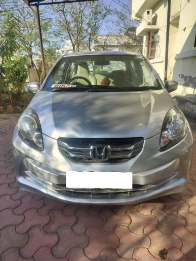 https://images10.gaadi.com/usedcar_image/4370436/original/processed_7bf4f909-ebe7-49f1-ae62-0558c16a1a30.jpg?imwidth=6402