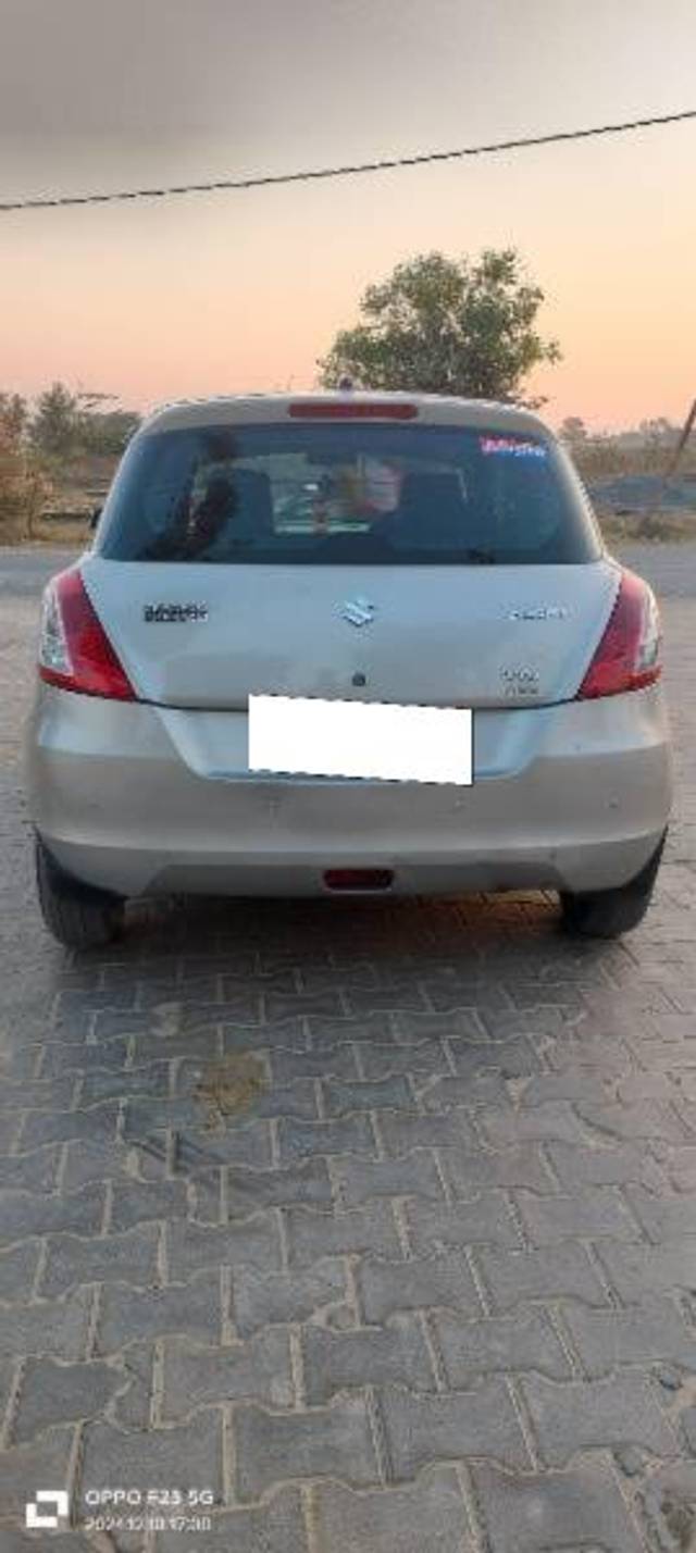 https://images10.gaadi.com/usedcar_image/4370569/original/processed_5cfe0d1a-7226-446c-b07a-d29e6d36a652.jpg?imwidth=6401