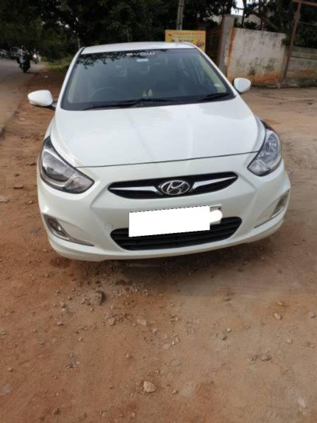 https://images10.gaadi.com/usedcar_image/4370585/original/processed_96bcbfb6-6aa2-4011-b911-d1f2cb06c217.jpg?imwidth=6401