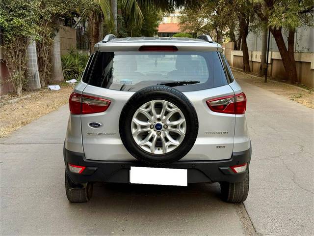 https://images10.gaadi.com/usedcar_image/4370601/original/processed_e8f07d6d27a37cbf9146f04cb4228487.jpg?imwidth=6402