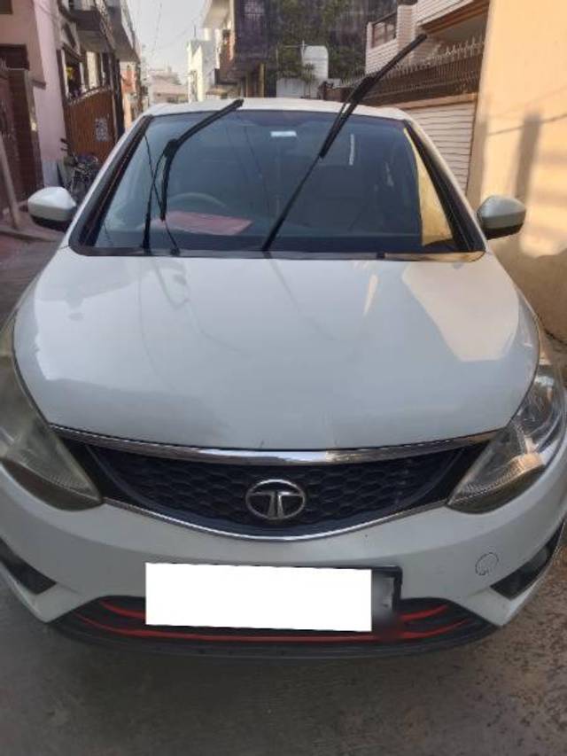 https://images10.gaadi.com/usedcar_image/4370671/original/processed_50694334-5ea7-4dec-b3d0-096f0ea64b06.jpg?imwidth=6402