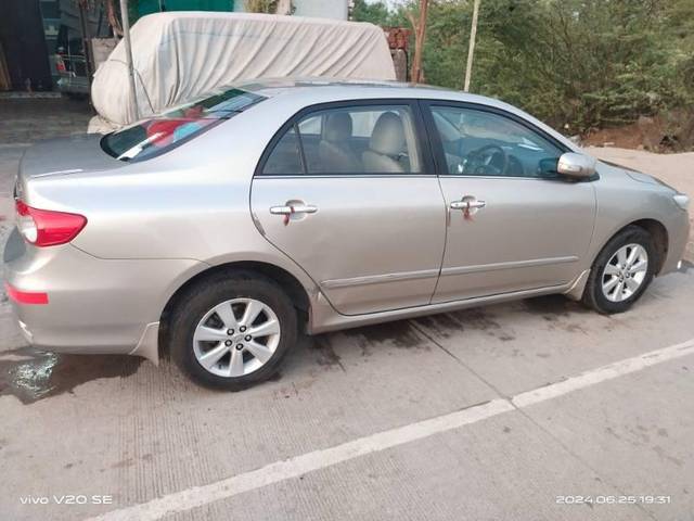 https://images10.gaadi.com/usedcar_image/4370709/original/processed_ff85ccff-d7af-4e52-9e54-fe9f9041ecb7.jpg?imwidth=6402