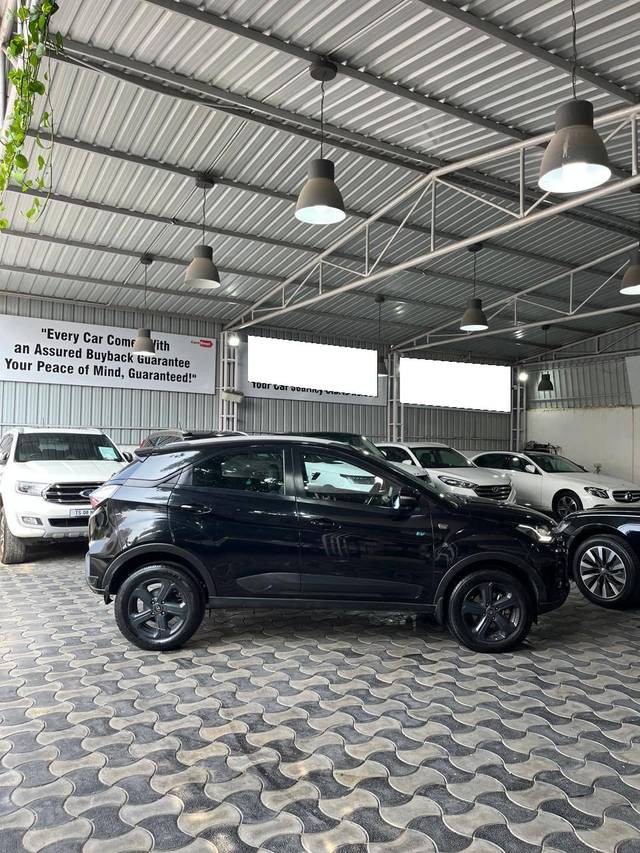 https://images10.gaadi.com/usedcar_image/4370753/original/processed_16394c79b6129c834a6b37c6d9b093da.jpg?imwidth=6401