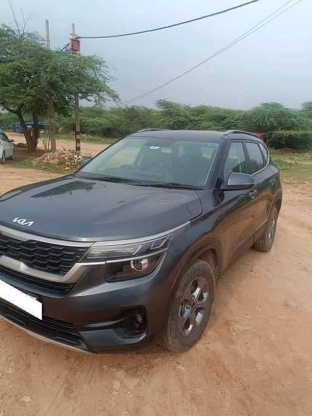 https://images10.gaadi.com/usedcar_image/4370758/original/processed_de75b472e604406044a8360b9766579f.jpg?imwidth=6402