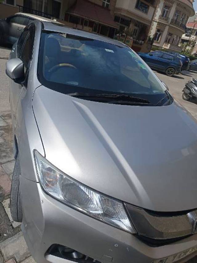 https://images10.gaadi.com/usedcar_image/4370896/original/68b2d966a8371a0e4adffeda81535bc5.jpg?imwidth=6400