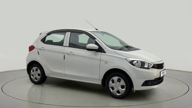 https://images10.gaadi.com/usedcar_image/4370928/original/024f1b44a6239a9de431dc717232fa14.jpg?imwidth=6400