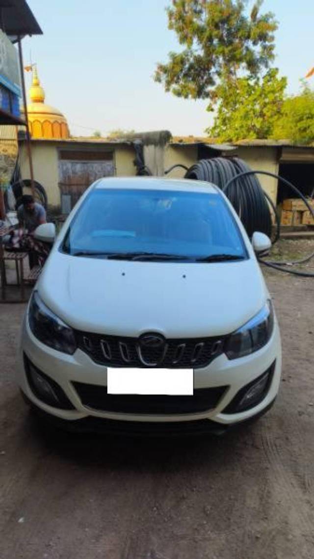 https://images10.gaadi.com/usedcar_image/4370955/original/processed_085a7479-67ff-47ce-8ce6-21d4b2083de0.jpg?imwidth=6400