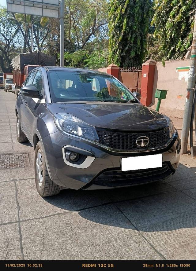 https://images10.gaadi.com/usedcar_image/4370958/original/processed_9eb5255f9f6f5282d81a80f39d428790.jpeg?imwidth=6400