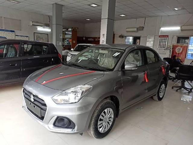 https://images10.gaadi.com/usedcar_image/4370988/original/processed_ba34a45f-bde1-4b26-a181-322722698dda.jpg?imwidth=6400