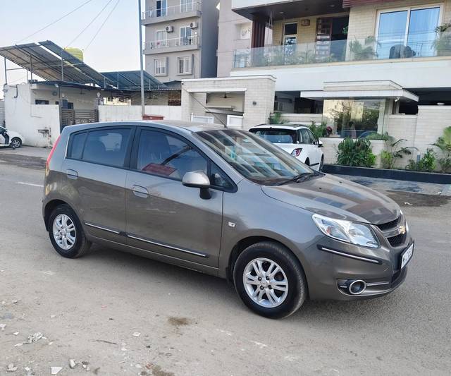 https://images10.gaadi.com/usedcar_image/4371026/original/c8e4ad0c1cbc39eaaf92a8dea2ed0f57.jpg?imwidth=6400