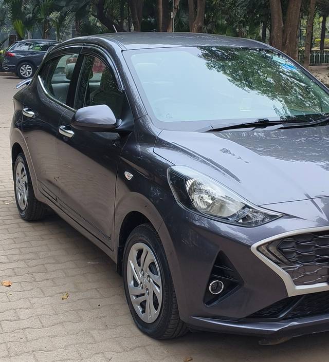 https://images10.gaadi.com/usedcar_image/4371104/original/d4fea478262bd5d8f031be62b3831d4f.jpg?imwidth=6400