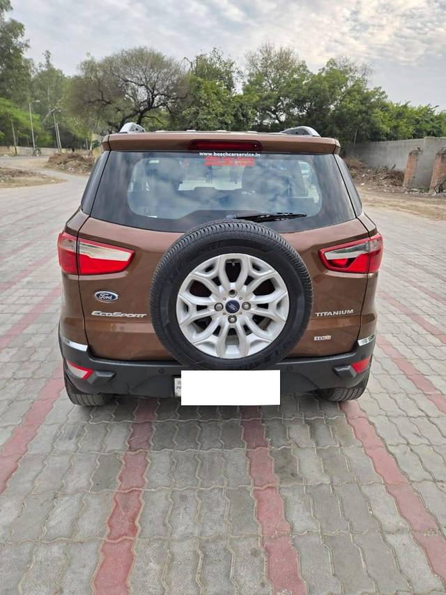 https://images10.gaadi.com/usedcar_image/4371109/original/processed_5acdb4881810ba824116e0cf5944735b.jpg?imwidth=6402