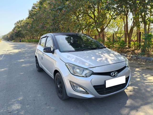 https://images10.gaadi.com/usedcar_image/4371263/original/processed_91dabde93cc1c479012deb0a59d9ebec.jpg?imwidth=6400