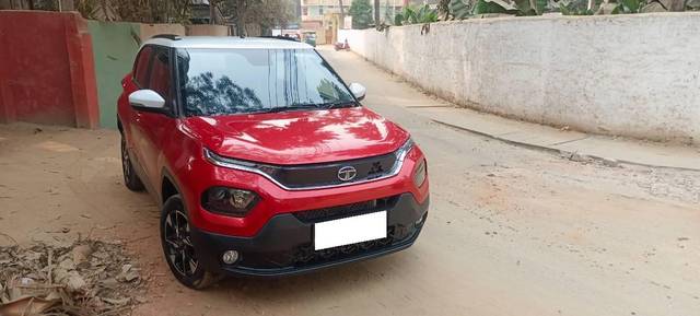 https://images10.gaadi.com/usedcar_image/4371288/original/processed_314298c5-6460-4349-8a13-7c783493d0ee.jpg?imwidth=6400