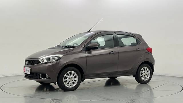 https://images10.gaadi.com/usedcar_image/4371484/original/6aec3d7bd67e23ebf1292ead95509429.JPG?imwidth=6400