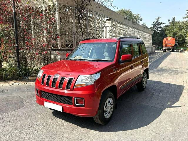 https://images10.gaadi.com/usedcar_image/4371823/original/processed_f7654a99a33fa642ba85d59089e15b11.jpg?imwidth=6402