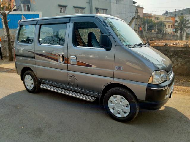 https://images10.gaadi.com/usedcar_image/4371851/original/027bc7711b09f53d7451be98f2aca9fd.jpeg?imwidth=6400