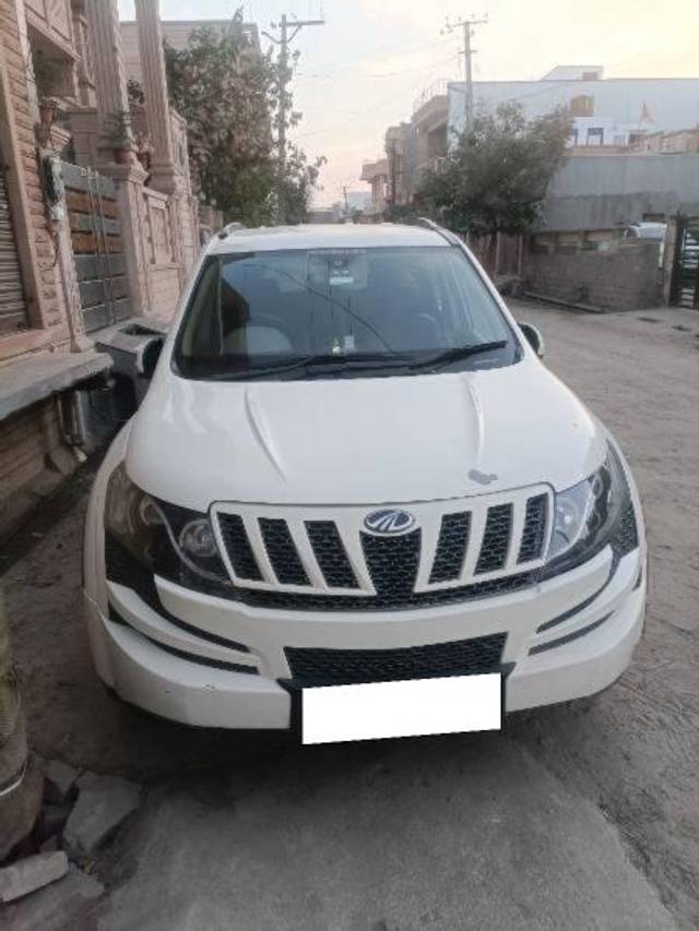 https://images10.gaadi.com/usedcar_image/4371885/original/processed_bbdfbfd7-28af-4294-8617-8d9255333a9c.jpg?imwidth=6400