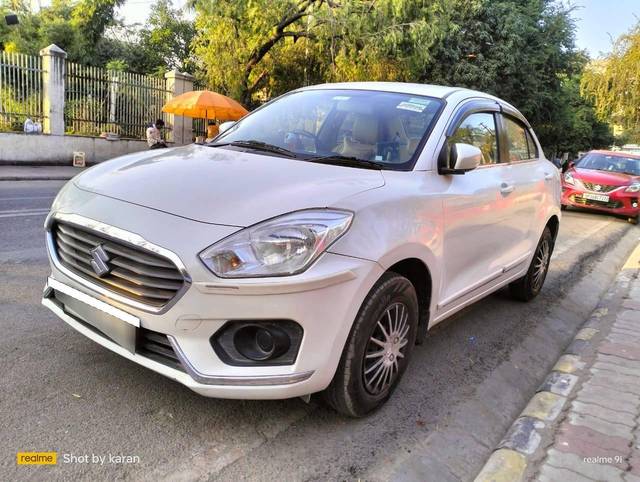 https://images10.gaadi.com/usedcar_image/4371941/original/processed_b16005a7383b80efc928a26bf14263b0.jpg?imwidth=6400