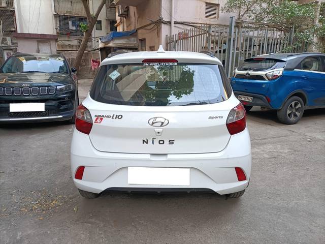 https://images10.gaadi.com/usedcar_image/4371980/original/processed_6e7f489329f8e317892deaeda48221b7.jpg?imwidth=6402