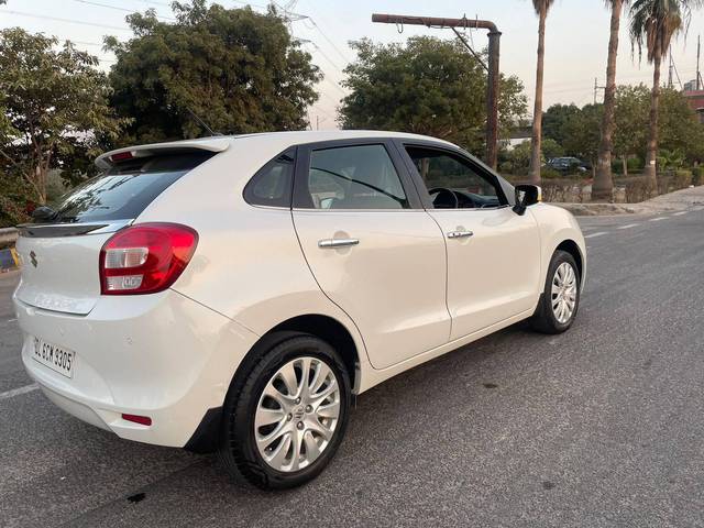 https://images10.gaadi.com/usedcar_image/4372003/original/processed_8fee0484b46d1c892f4331f803b64b3a.jpg?imwidth=6402