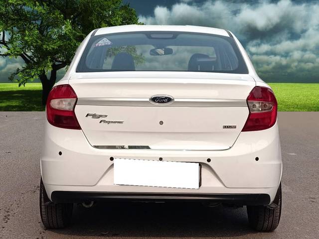 https://images10.gaadi.com/usedcar_image/4372034/original/processed_53fbe0baa0247f977a41c44ce4e66d78.jpg?imwidth=6402