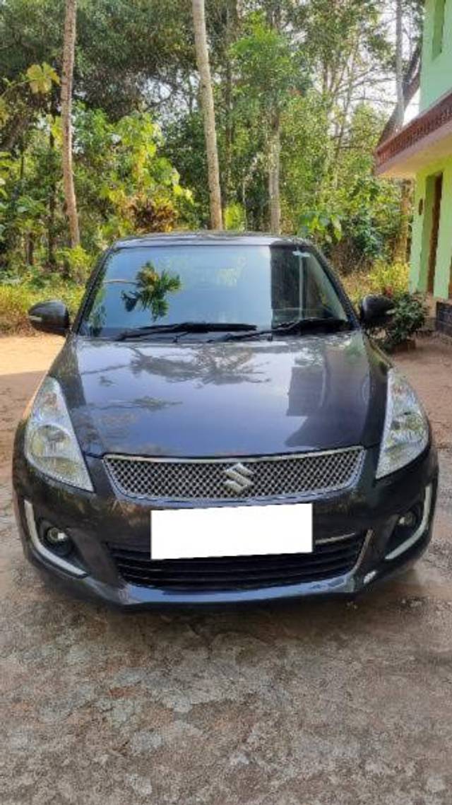 https://images10.gaadi.com/usedcar_image/4372038/original/processed_bb79549d-5dae-40b7-bef5-aa2a06ea32a1.jpg?imwidth=6400