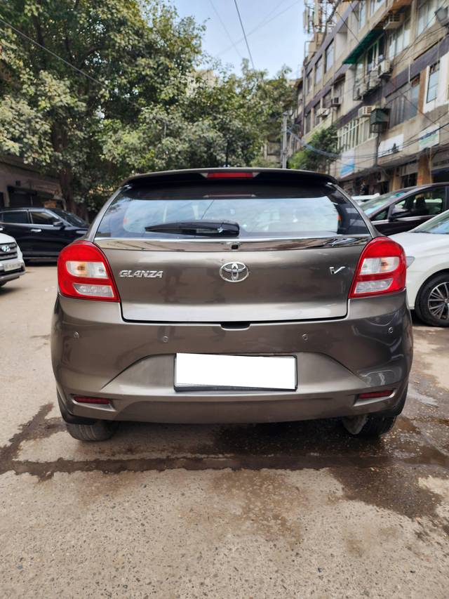 https://images10.gaadi.com/usedcar_image/4372039/original/processed_3c76d0778f38934a4d73ce07b28eaef3.jpg?imwidth=6402