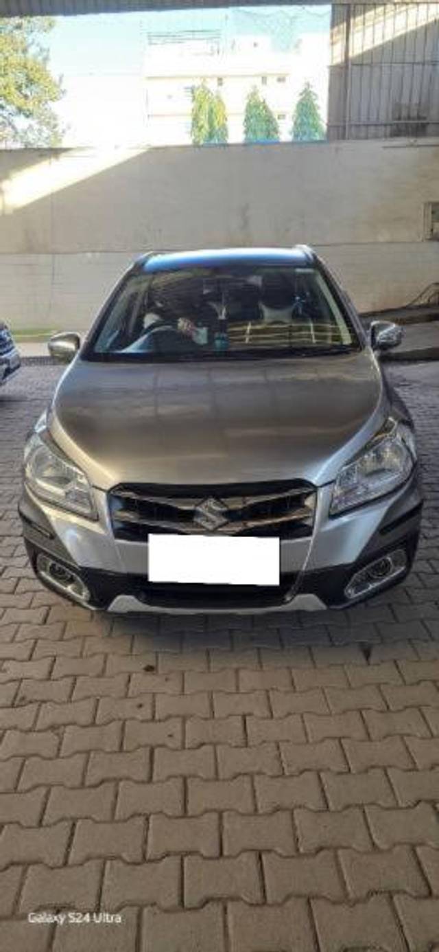 https://images10.gaadi.com/usedcar_image/4372054/original/processed_158b274d-d91c-4cf5-b324-01dd4dd859a7.jpg?imwidth=6400