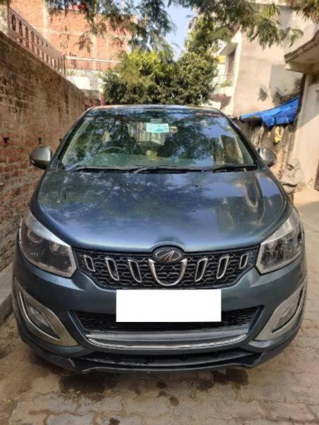 https://images10.gaadi.com/usedcar_image/4372068/original/processed_e4c1a9e2-bd10-4100-9640-9c8937170f68.jpg?imwidth=6400