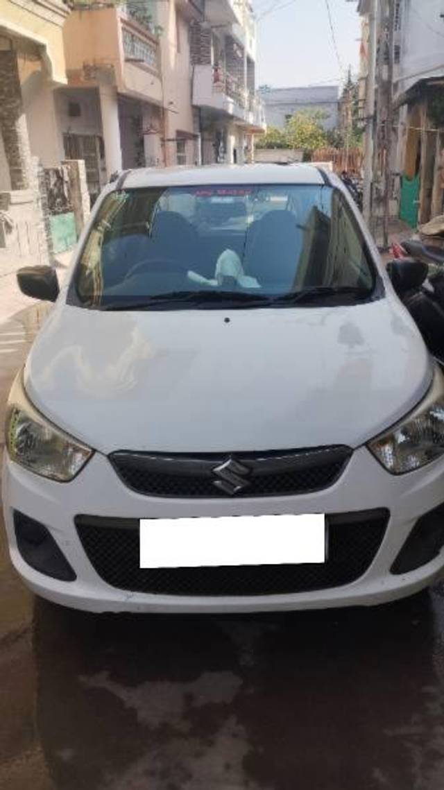 https://images10.gaadi.com/usedcar_image/4372169/original/processed_f9164f1c-c4f9-4a77-b7d9-9e00e98fb19d.jpg?imwidth=6400