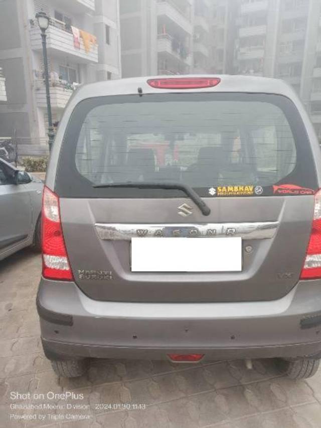 https://images10.gaadi.com/usedcar_image/4372200/original/processed_ca676eb3-658f-4994-9573-d2fe502cd5c6.jpg?imwidth=6401