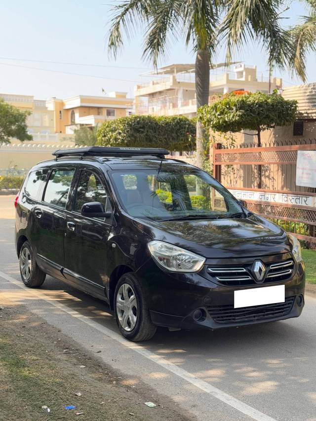 https://images10.gaadi.com/usedcar_image/4372401/original/processed_255c381849c285a43f73767d89bd88c0.jpg?imwidth=6400