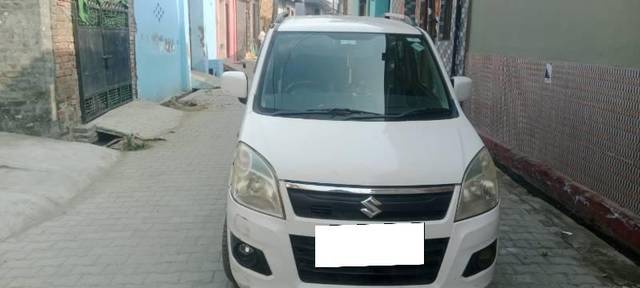 https://images10.gaadi.com/usedcar_image/4372435/original/processed_c983e276-1df0-4d84-bf8f-a076b0ed7301.jpg?imwidth=6400