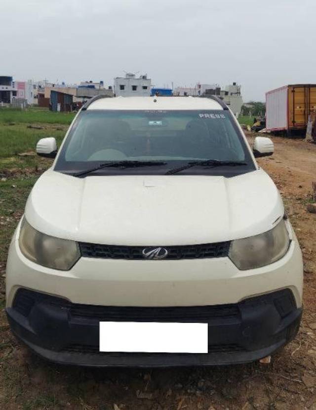 https://images10.gaadi.com/usedcar_image/4372512/original/processed_497db864-337c-4c5a-adbe-8f9149689885.jpg?imwidth=6400