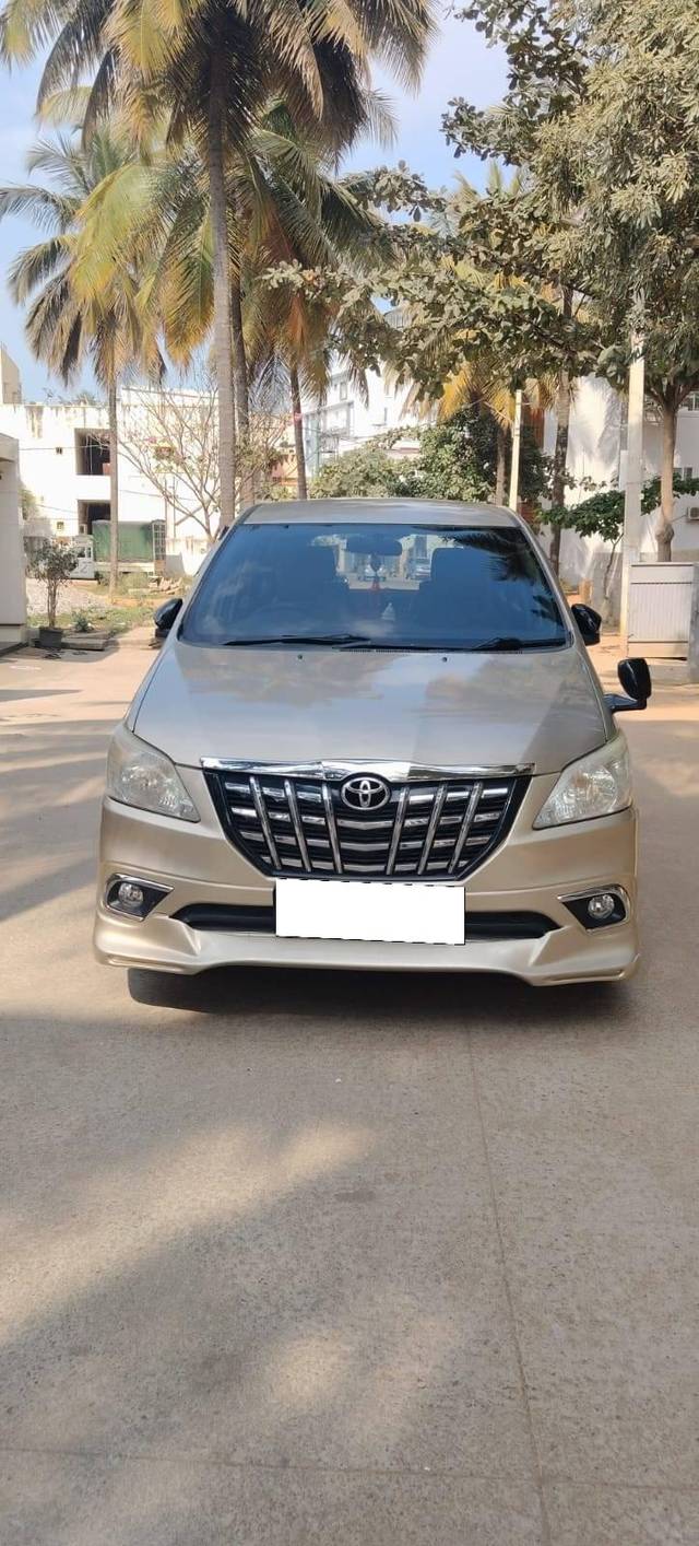 https://images10.gaadi.com/usedcar_image/4372517/original/processed_12bb4c1c2ee9f0065f19ee7a615d64d6.jpg?imwidth=6400