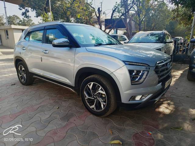 https://images10.gaadi.com/usedcar_image/4372753/original/processed_5d95f661a11e6a9c1a8f204bd51ff6bc.jpg?imwidth=6401