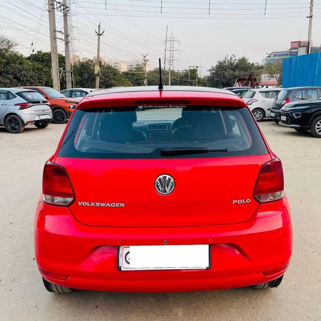 https://images10.gaadi.com/usedcar_image/4372756/original/processed_fc7442de2081d99513406de42c59d2f6.jpg?imwidth=6402