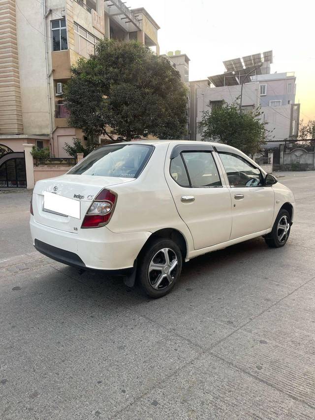 https://images10.gaadi.com/usedcar_image/4372774/original/processed_34586a3145c54b617fa5c741ca676b8d.jpg?imwidth=6401