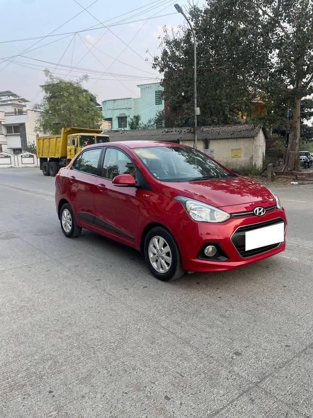 https://images10.gaadi.com/usedcar_image/4372824/original/processed_7b1a6638a60aa24a11ccda5111d6f523.jpg?imwidth=6400