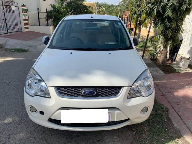 https://images10.gaadi.com/usedcar_image/4372836/original/processed_f8422705-878a-4d64-a5ae-4844c98afa34.jpeg?imwidth=6402