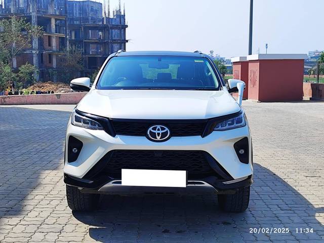 https://images10.gaadi.com/usedcar_image/4372864/original/processed_29590ace7b0f2b182f3b96246acf7557.jpeg?imwidth=6400