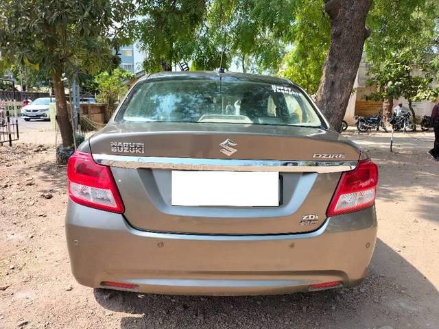 https://images10.gaadi.com/usedcar_image/4372868/original/processed_6c1d725d-b979-47df-ba4b-1f0213c556ab.jpg?imwidth=6401