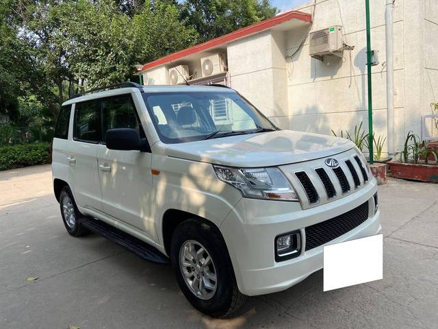 https://images10.gaadi.com/usedcar_image/4372873/original/processed_5c8f17e9-a54b-44bd-bca3-6574f90b1ccd.jpg?imwidth=6400