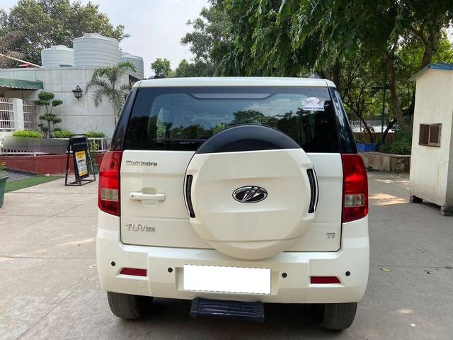 https://images10.gaadi.com/usedcar_image/4372873/original/processed_c0540764-afeb-410b-aae6-6b6f480ce826.jpg?imwidth=6401