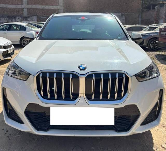 https://images10.gaadi.com/usedcar_image/4372911/original/processed_8491e4cde79bdf5848f52be5f7aeb2a0.jpg?imwidth=6402